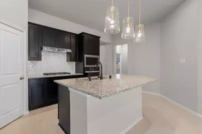 1048 Shoal Creek Trail, Conroe, TX 77304 - Photo 7