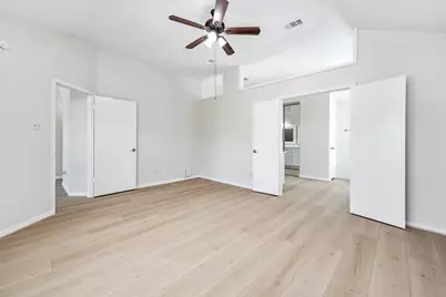 4718 Sunshine Drive, Sugar Land, TX 77479 - Photo 19