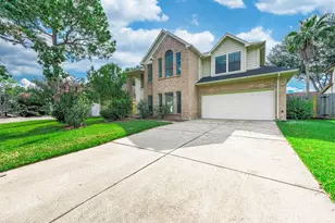 4718 Sunshine Dr, Sugar Land, TX 77479 - Photo 1