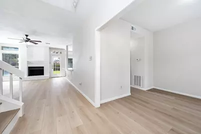 4718 Sunshine Drive, Sugar Land, TX 77479 - Photo 9