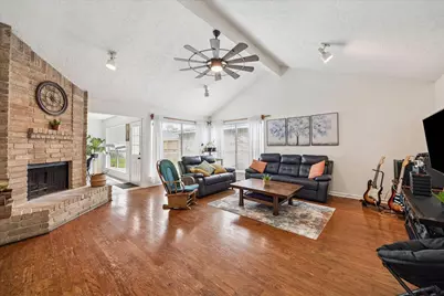 11526 Villa Heights Drive, Houston, TX 77066 - Photo 5