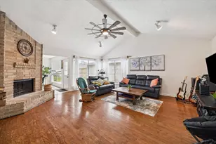 11526 Villa Heights Dr, Houston, TX 77066 - Photo 5