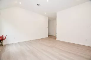 13724 Lantana Breeze, Texas City, TX 77568 - Photo 17