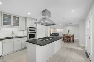 1710 Willowby Dr, Houston, TX 77008 - Photo 9
