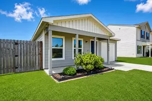 2029 6th St, Hempstead, TX 77445 - Photo 3