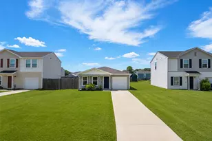 2029 6th St, Hempstead, TX 77445 - Photo 5
