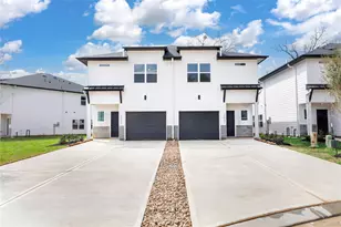 1939 Longmire Villas Ct, Conroe, TX 77304 - Photo 1