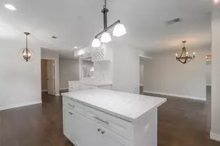 730 Bison Dr, Houston, TX 77079 - Photo 5