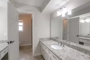 730 Bison Dr, Houston, TX 77079 - Photo 41