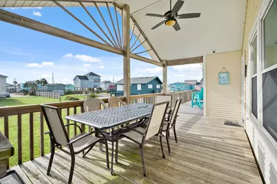 16507 Captain Kidd Road, Jamaica Beach, TX 77554 - Photo 15