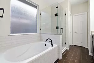 25542 Saddlebrook Village Dr, Tomball, TX 77375 - Photo 23