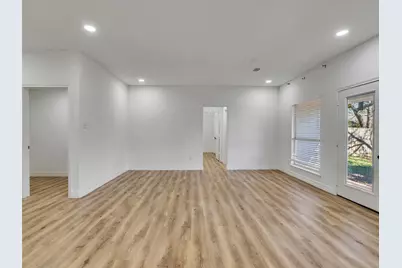 206 Doncaster Street, Conroe, TX 77303 - Photo 7