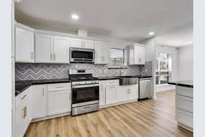 206 Doncaster Street, Conroe, TX 77303 - Photo 21