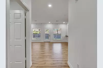 206 Doncaster Street, Conroe, TX 77303 - Photo 3