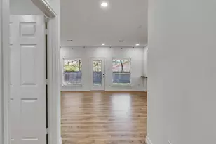 206 Doncaster St, Conroe, TX 77303 - Photo 3