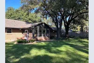 10233 Moorberry Lane, Houston, TX 77043 - Photo 19