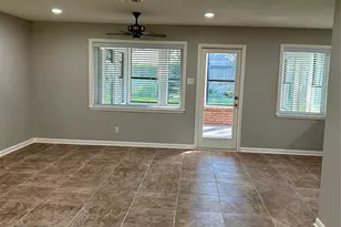 10233 Moorberry Ln, Houston, TX 77043 - Photo 3