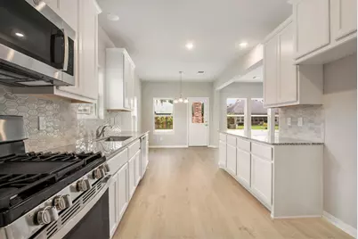 107 Pecan Valley Drive, West Columbia, TX 77486 - Photo 1