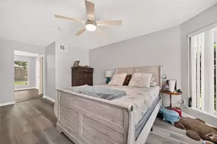8815 Driftstone Dr, Spring, TX 77379 - Photo 19