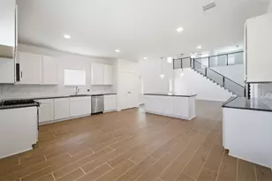 9002 Gull Cyn Dr, Baytown, TX 77521 - Photo 17