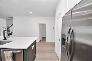 4946 Sky Blf Dr, Katy, TX 77493 - Photo 9
