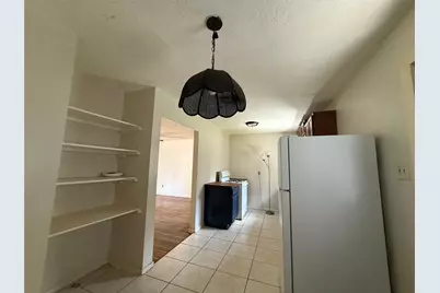 5402 Flamingo Drive, Houston, TX 77033 - Photo 11