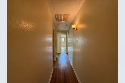 5402 Flamingo Drive, Houston, TX 77033 - Photo 3