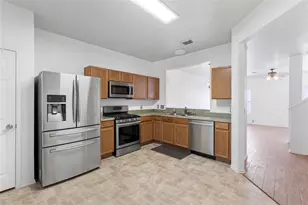 23815 Pebworth Pl, Spring, TX 77373 - Photo 9