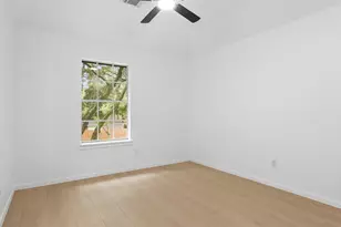 1410 Rosemeadow Dr, Houston, TX 77094 - Photo 33