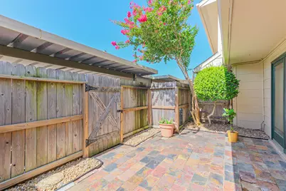 14708 Perthshire Road #A, Houston, TX 77079 - Photo 19