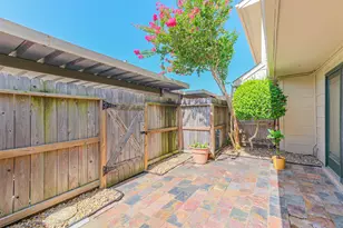 14708 Perthshire Rd, Houston, TX 77079 - Photo 19