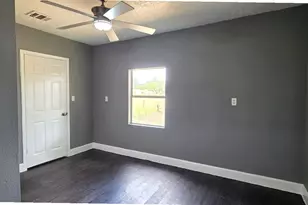 5701 County Rd 288, Angleton, TX 77515 - Photo 17