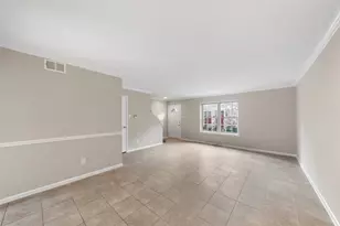 515 Tallowood Rd, Houston, TX 77024 - Photo 11