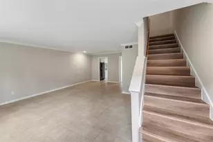 515 Tallowood Rd, Houston, TX 77024 - Photo 9