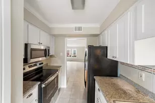 515 Tallowood Rd, Houston, TX 77024 - Photo 3
