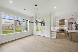 1441 Freedonia Dr, Houston, TX 77055 - Photo 17