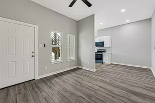 303 Bolden St, Houston, TX 77029 - Photo 5