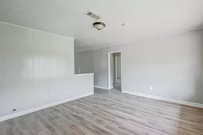 5315 Bellfort Court, Houston, TX 77033 - Photo 7