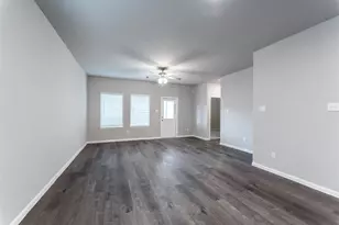 3187 Savannah Rose Dr, Angleton, TX 77515 - Photo 5