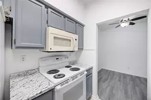 6500 Harbor Town Dr, Houston, TX 77036 - Photo 13