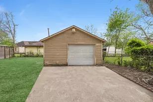 512 Gale St, Houston, TX 77009 - Photo 7