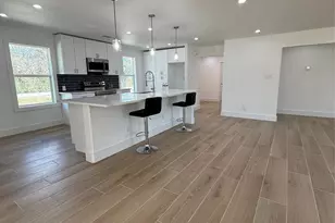 1214 Main St, Alvin, TX 77511 - Photo 9