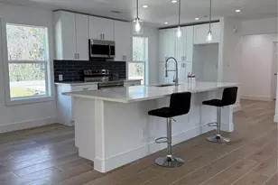 1214 Main St, Alvin, TX 77511 - Photo 5