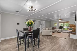 209 Palm Aire Dr, Friendswood, TX 77546 - Photo 9