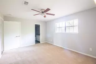 102 Sue Ln, Highlands, TX 77562 - Photo 13