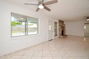 12322 Wedgehill Ln, Houston, TX 77077 - Photo 11