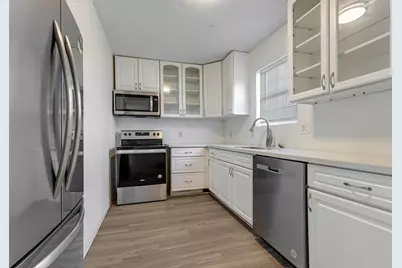 317-319 E B Street Street, La Porte, TX 77571 - Photo 11