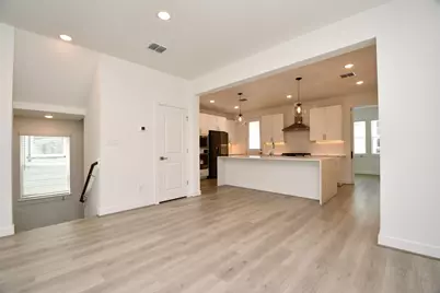 2209 Via Laura Lane, Houston, TX 77051 - Photo 9