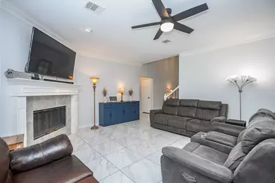 17419 Marigold Drive, Sugar Land, TX 77479 - Photo 7