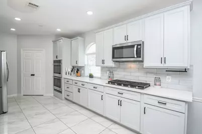 17419 Marigold Drive, Sugar Land, TX 77479 - Photo 13